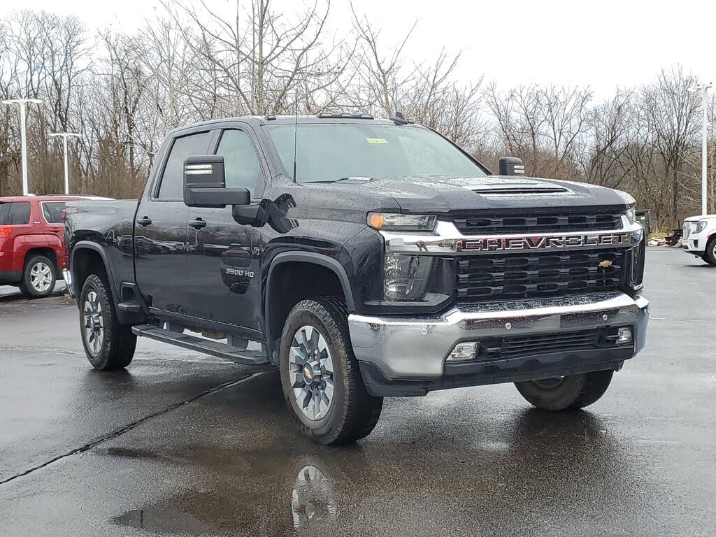 2023 Chevrolet Silverado 3500HD LT Crew Cab 4WD