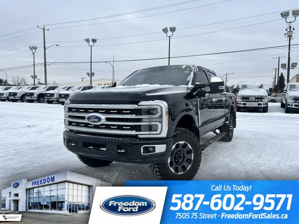 Ford F-350 Super Duty Platinum Crew Cab 4WD 2023