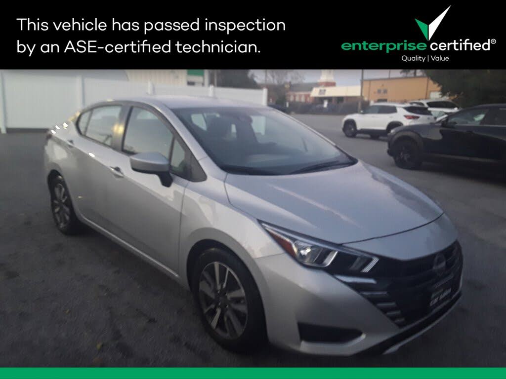 2023 Nissan Versa SV FWD