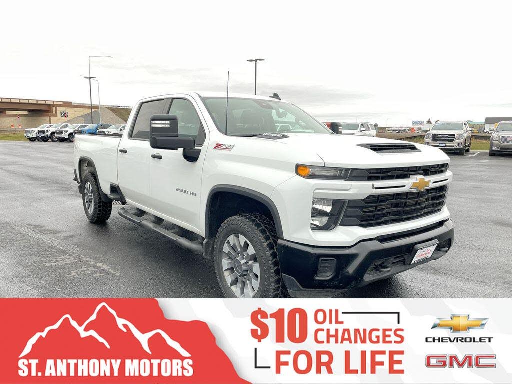 2024 Chevrolet Silverado 2500HD Custom Crew Cab 4WD