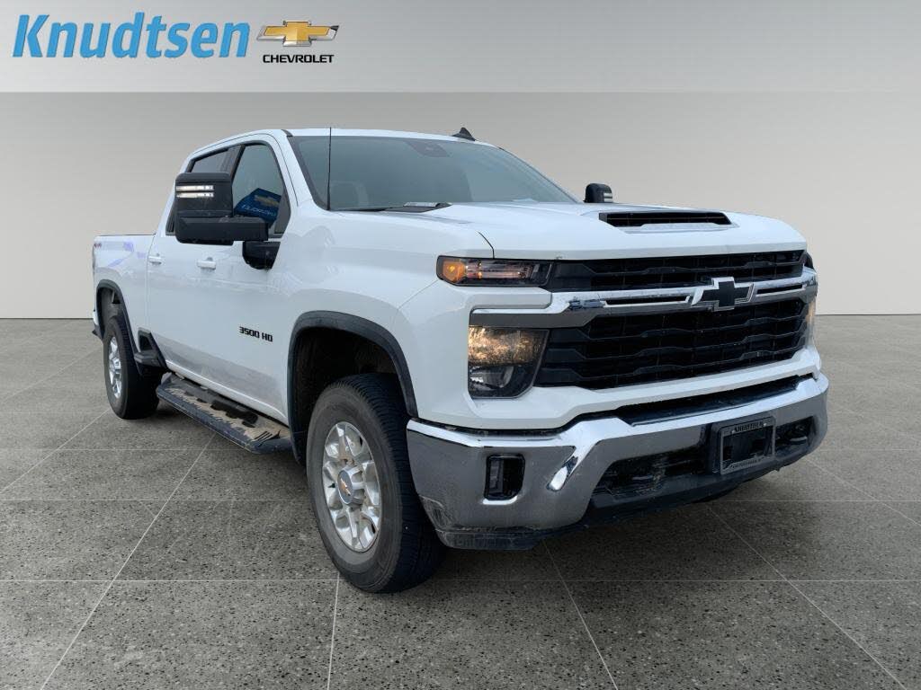 2024 Chevrolet Silverado 3500HD LT Crew Cab 4WD