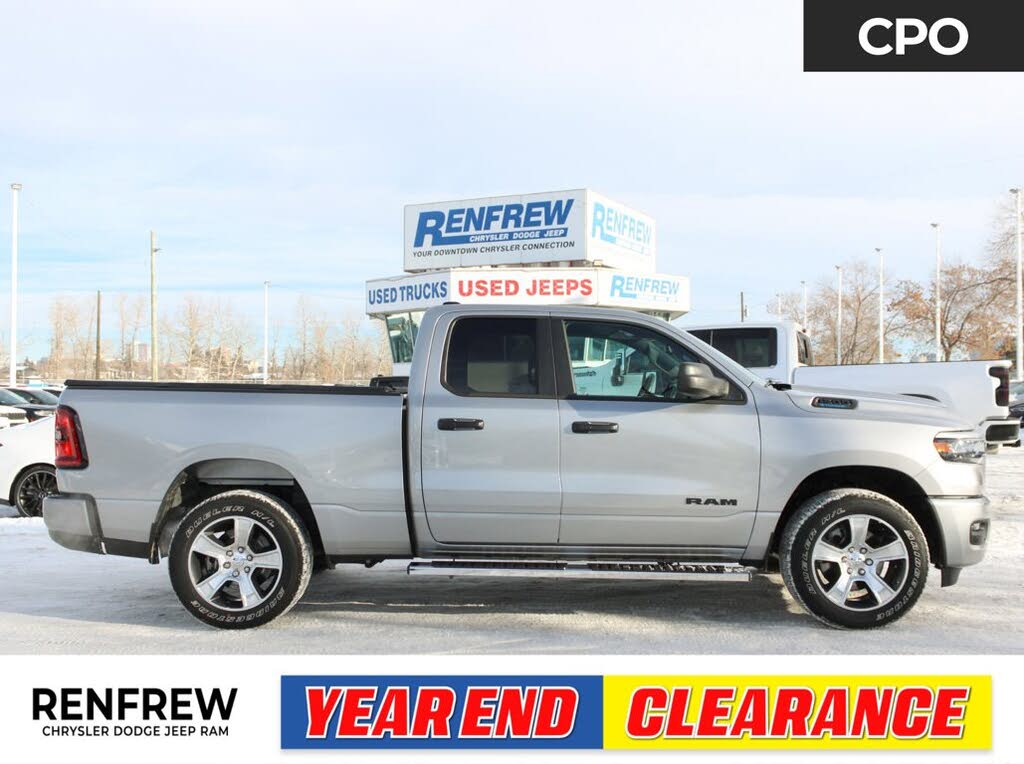 RAM 1500 Tradesman Quad Cab 4WD 2025