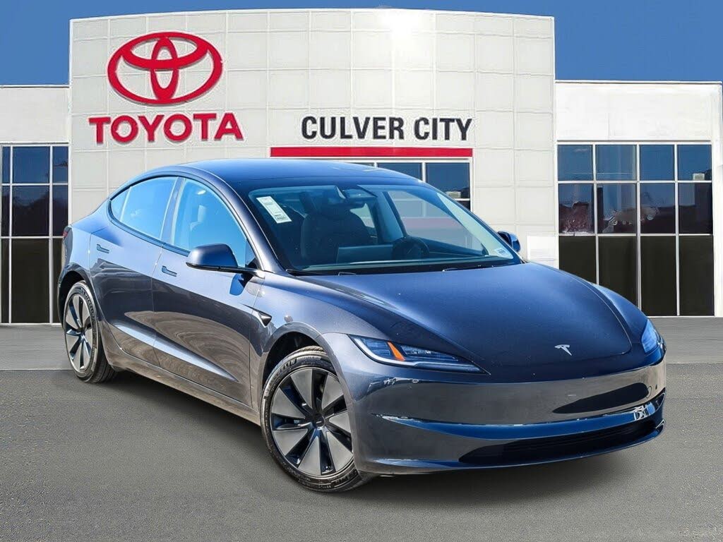 2025 Tesla Model 3 Long Range RWD