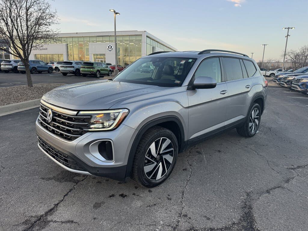 2025 Volkswagen Atlas SE 4Motion with Technology