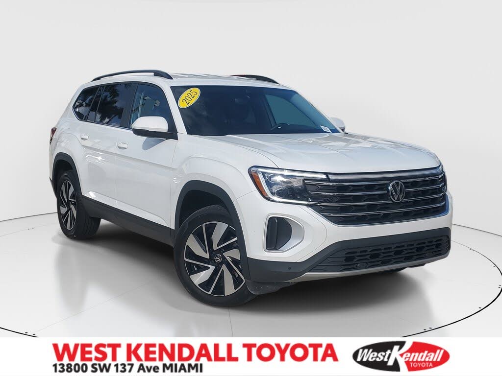 2025 Volkswagen Atlas SE FWD with Technology