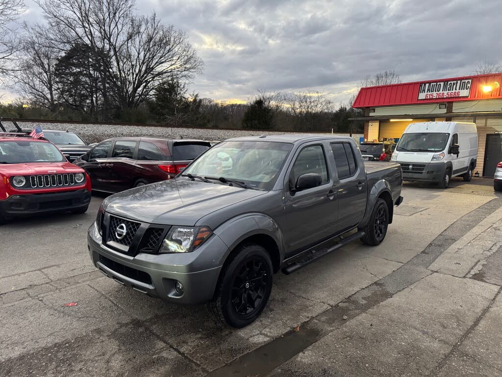 2018 Nissan Frontier SV V6 Crew Cab
