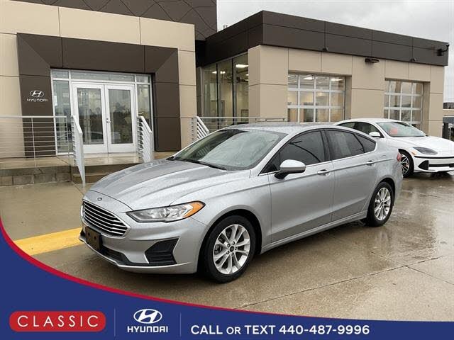 2020 Ford Fusion SE FWD