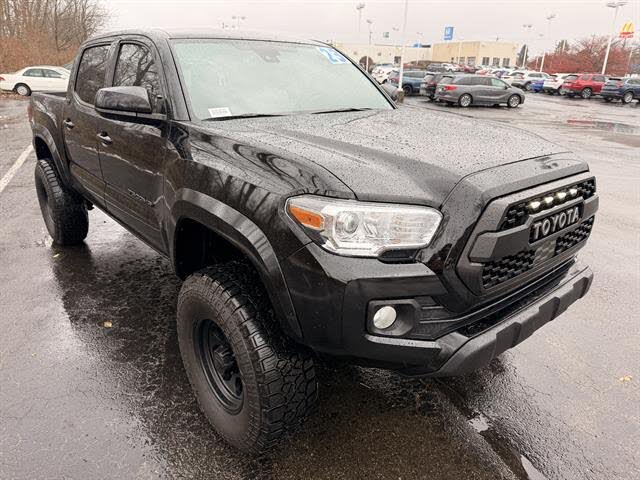 2023 Toyota Tacoma SR5 V6 Double Cab 4WD
