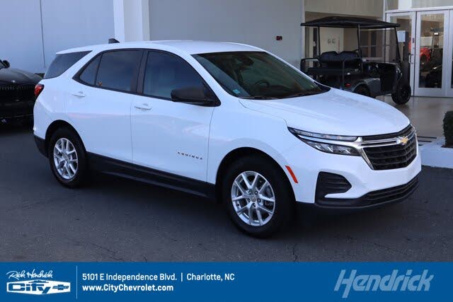 2022 Chevrolet Equinox LS FWD with 1LS