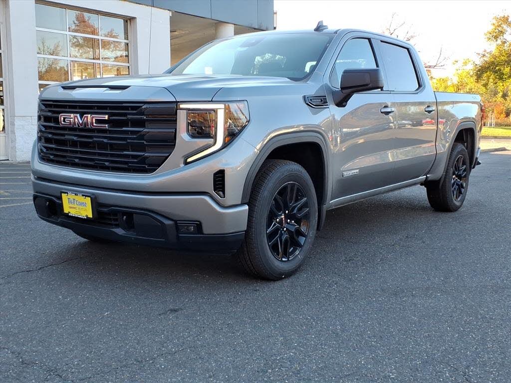 2026 GMC Sierra 1500 Elevation Standard Crew Cab 4WD