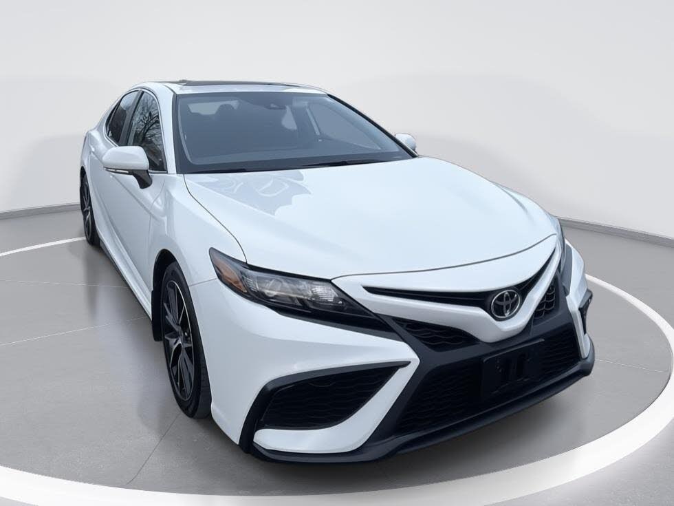 2023 Toyota Camry SE AWD