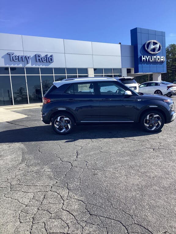 2026 Hyundai Venue SEL FWD