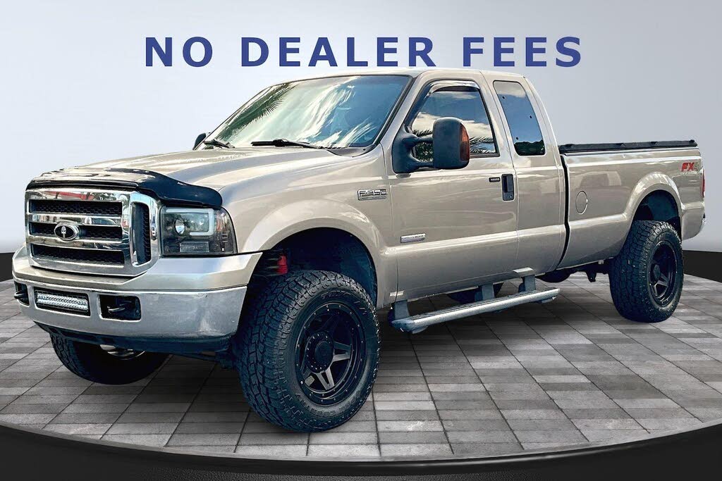 2006 Ford F-350 Super Duty Lariat SuperCab SB 4WD
