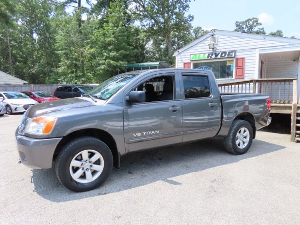 2009 Nissan Titan SE Crew Cab 4WD
