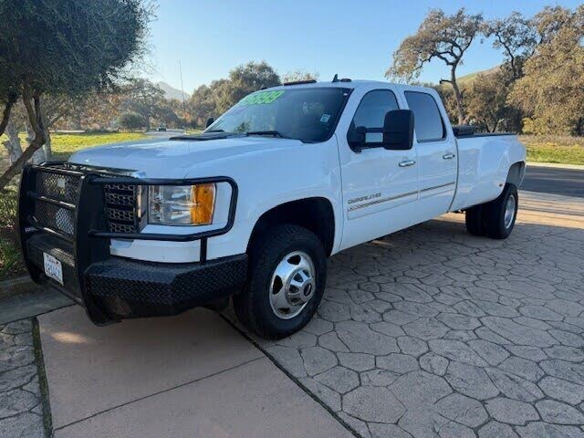 2013 GMC Sierra 3500HD Denali Crew Cab SB 4WD