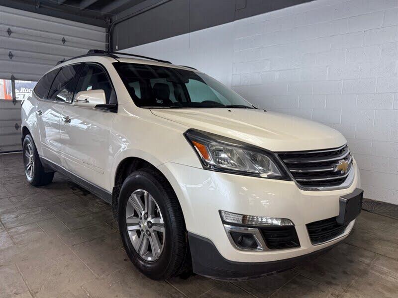 2015 Chevrolet Traverse 2LT FWD