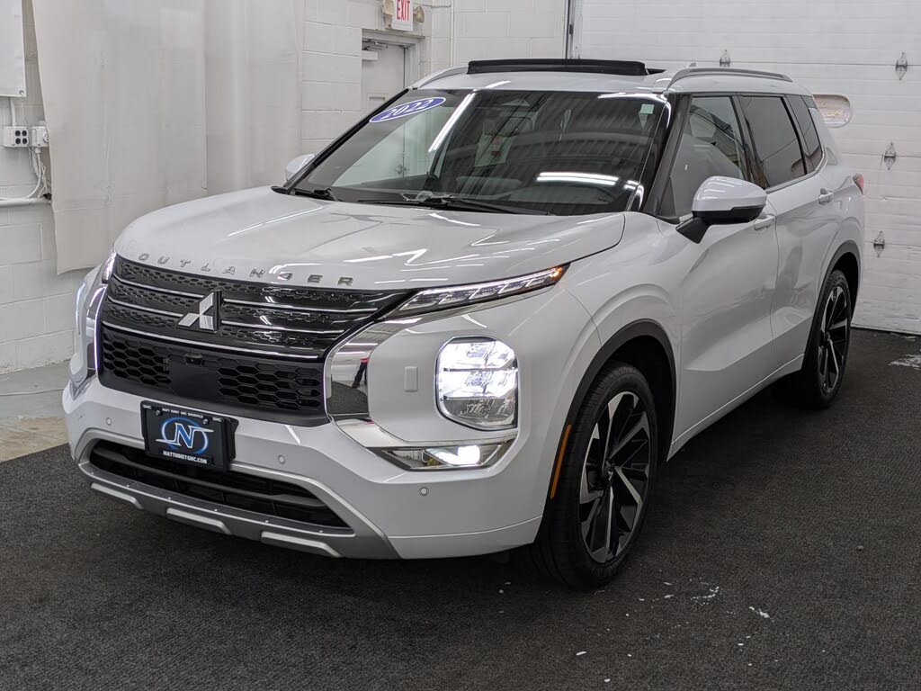 2022 Mitsubishi Outlander SEL Launch Edition S-AWC