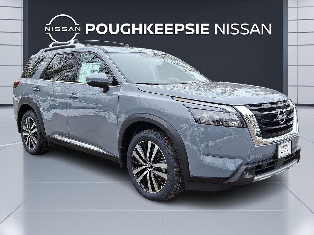 2025 Nissan Pathfinder Platinum 4WD