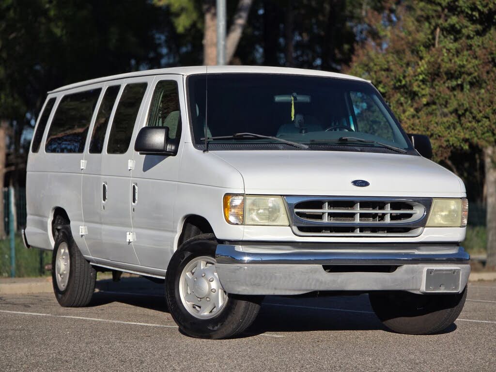 2002 Ford E-Series E-350 Super Duty XLT Extended Passenger Van