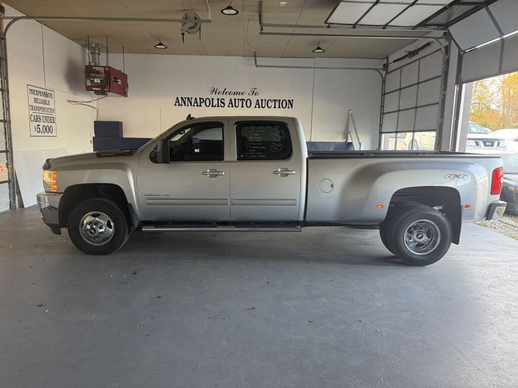 2012 Chevrolet Silverado 3500HD LTZ Crew Cab 4WD