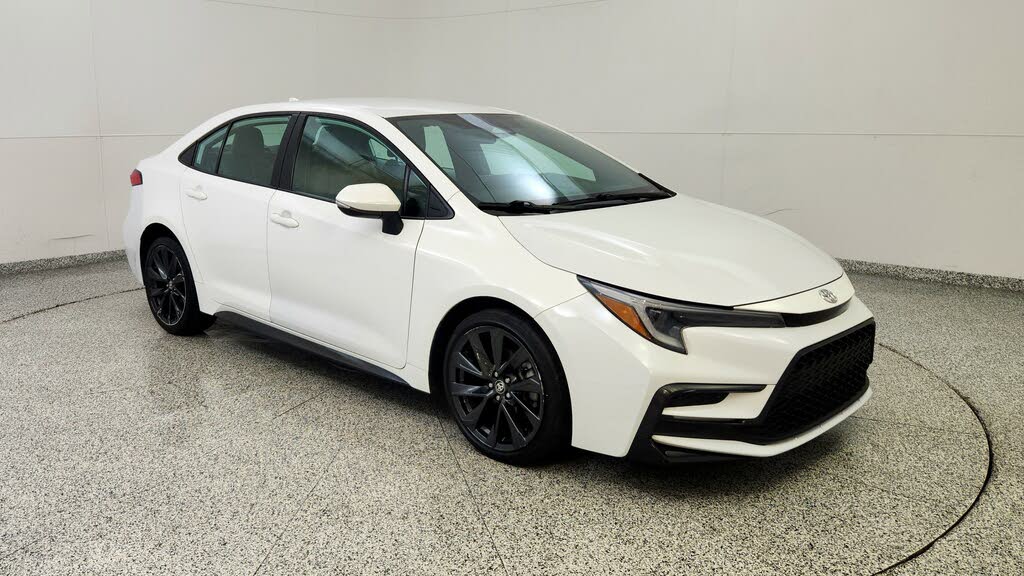 2023 Toyota Corolla SE FWD