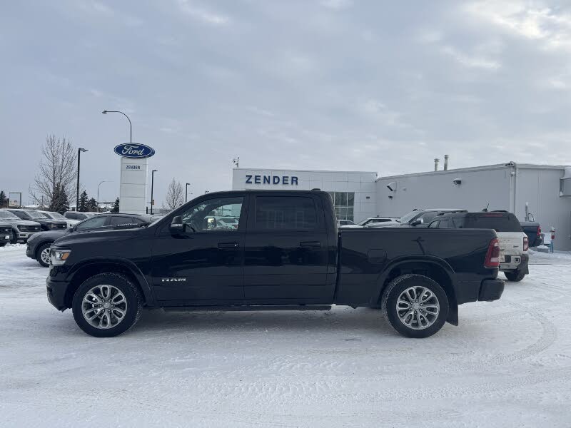 RAM 1500 Laramie Crew Cab 4WD 2022