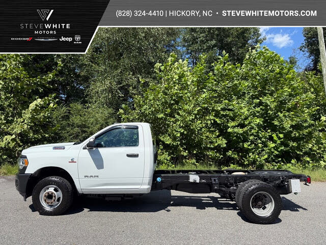 2022 RAM 3500 Chassis Tradesman Regular Cab LB DRW RWD