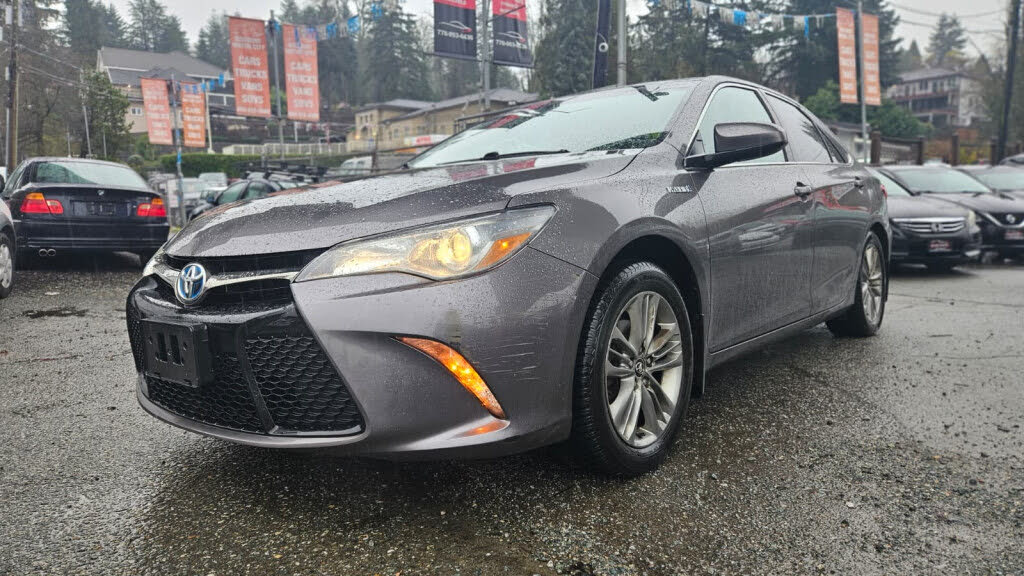 2016 Toyota Camry Hybrid SE FWD