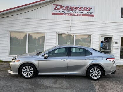 2020 Toyota Camry LE FWD