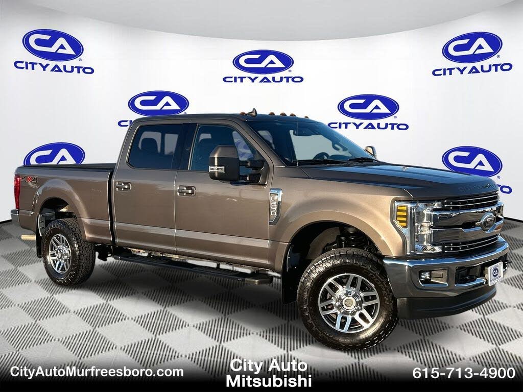 2019 Ford F-250 Super Duty Lariat Crew Cab 4WD