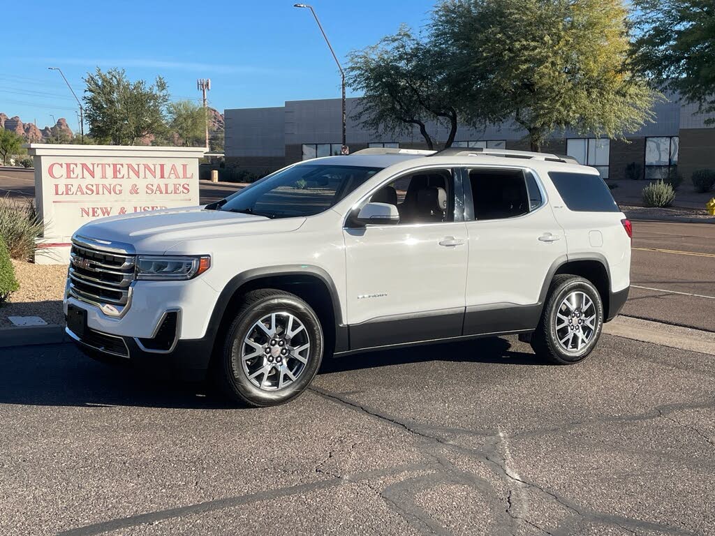 2023 GMC Acadia SLT FWD