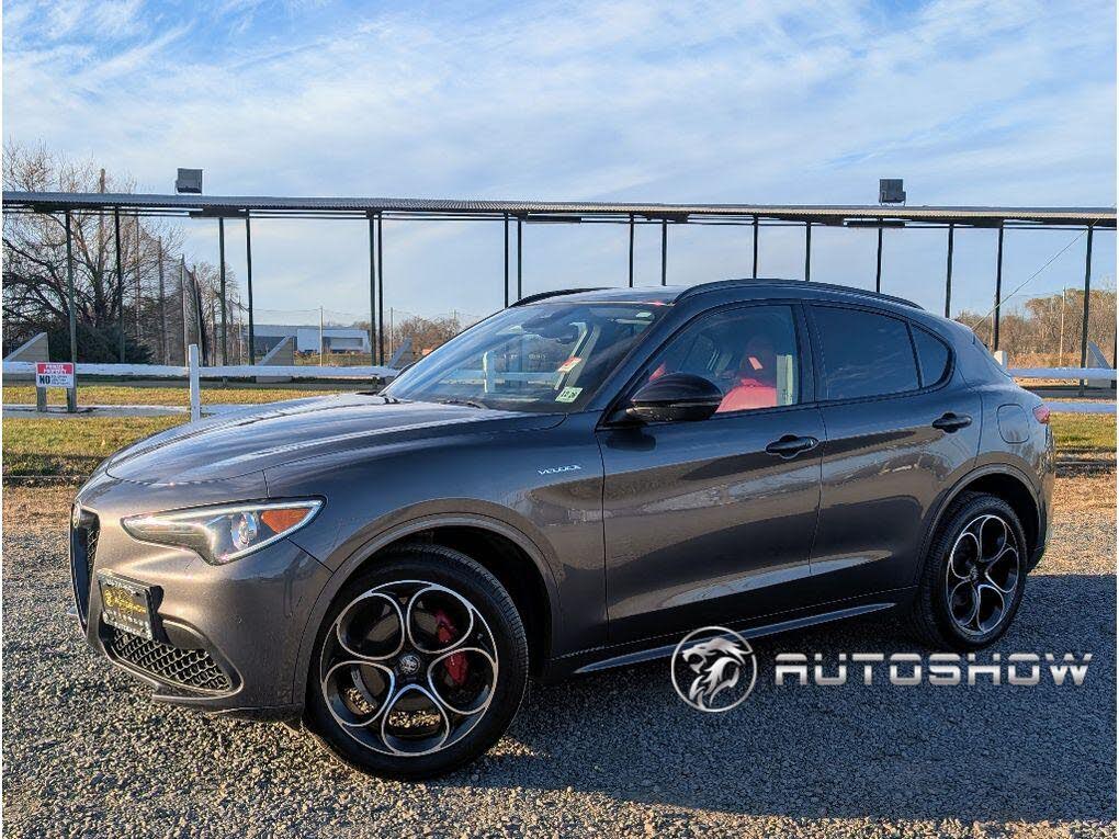 2022 Alfa Romeo Stelvio Veloce AWD
