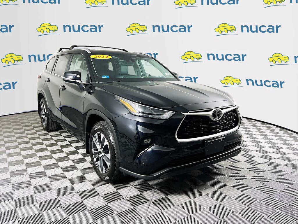 2024 Toyota Highlander XLE AWD