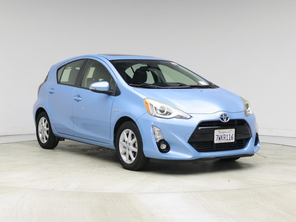 2016 Toyota Prius c Four