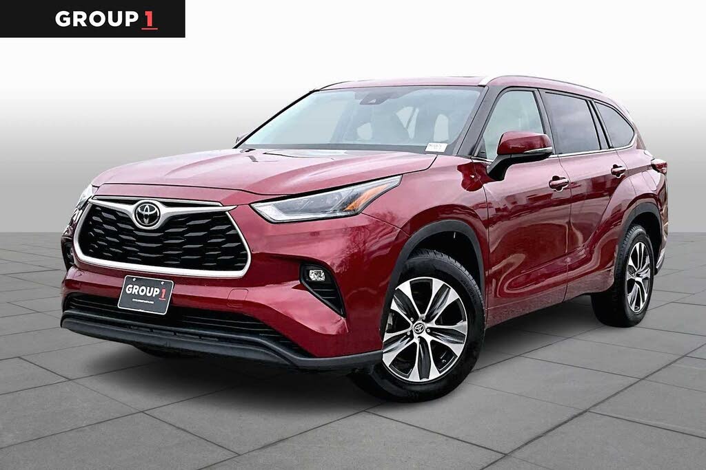 2021 Toyota Highlander XLE FWD