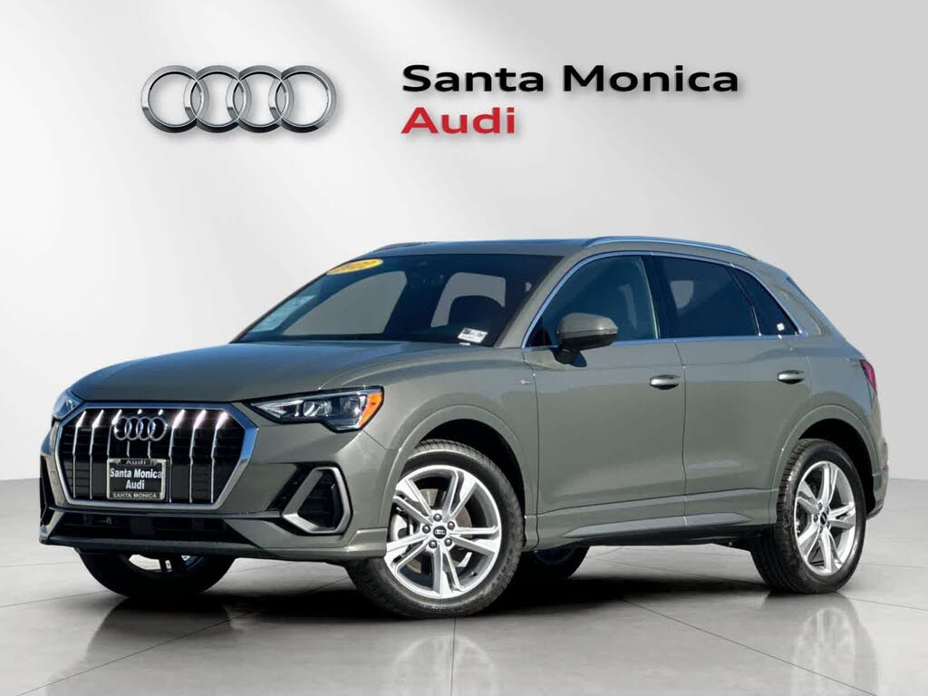 2022 Audi Q3 quattro Premium S Line 45 TFSI