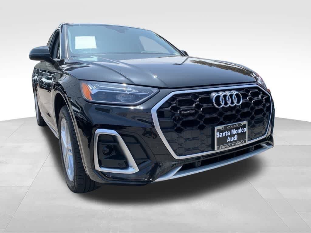 2022 Audi Q5 Hybrid Plug-in e quattro Premium S Line 55 TFSI AWD