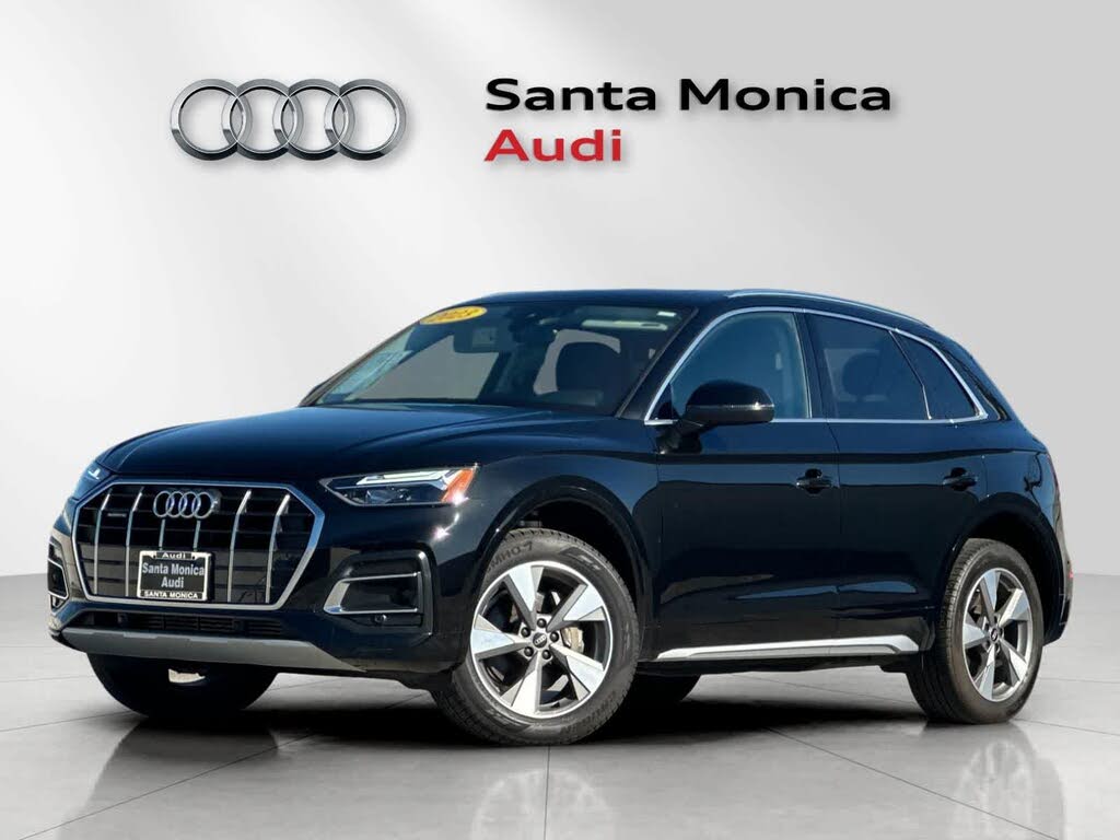 2023 Audi Q5 quattro Premium 40 TFSI
