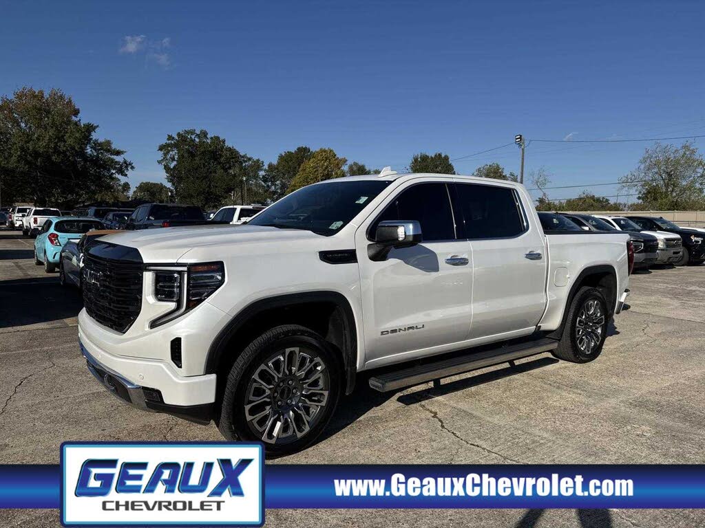 2023 GMC Sierra 1500 Denali Ultimate Crew Cab 4WD