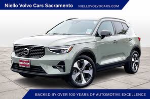 Volvo XC40 B5 Ultimate Dark Theme AWD