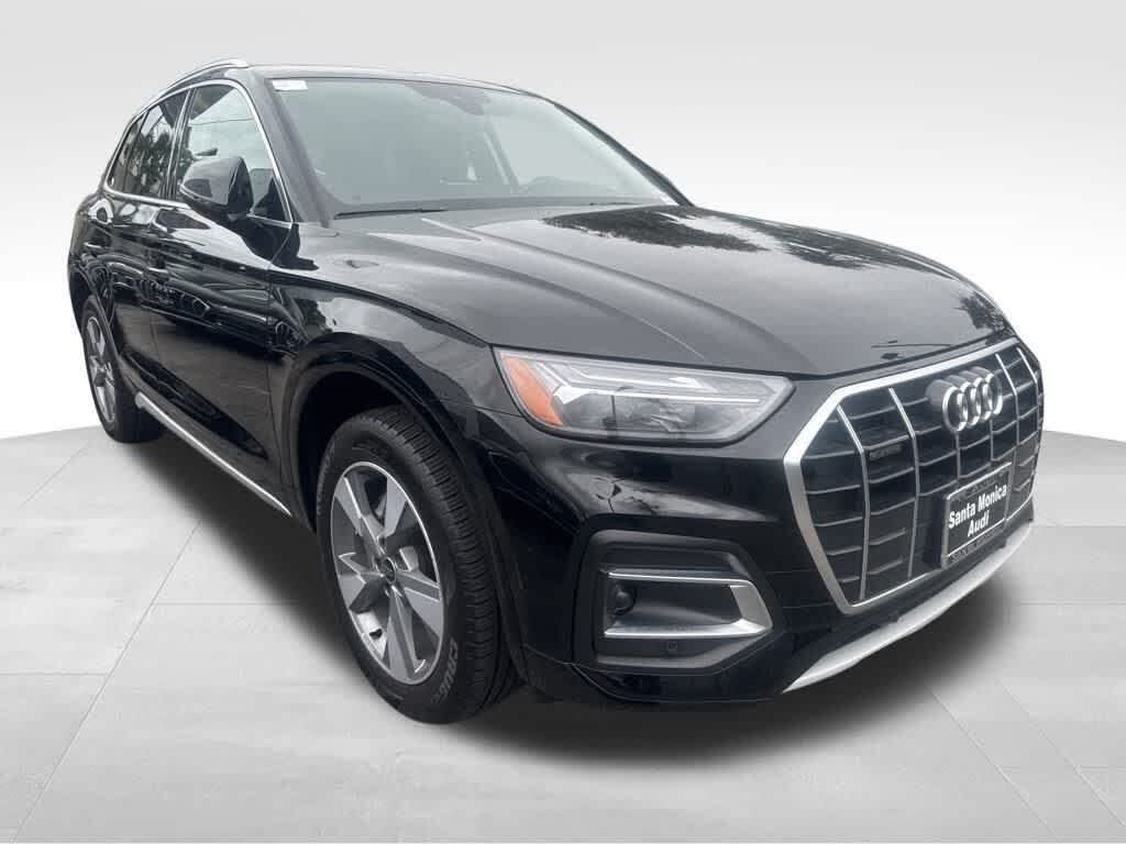 2024 Audi Q5 quattro Premium 40 TFSI