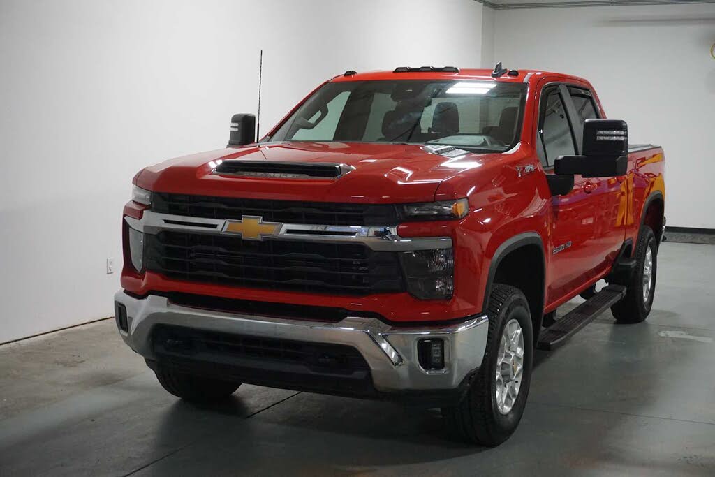 2024 Chevrolet Silverado 2500HD LT Crew Cab 4WD