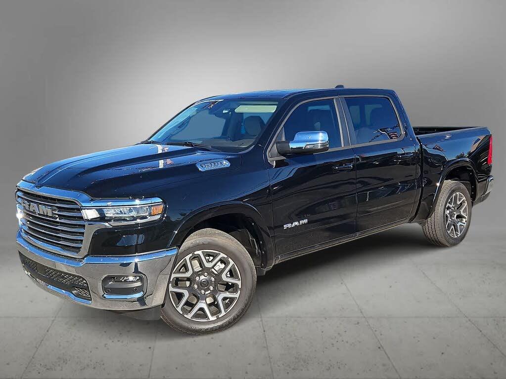 2026 RAM 1500 Laramie Crew Cab 4WD
