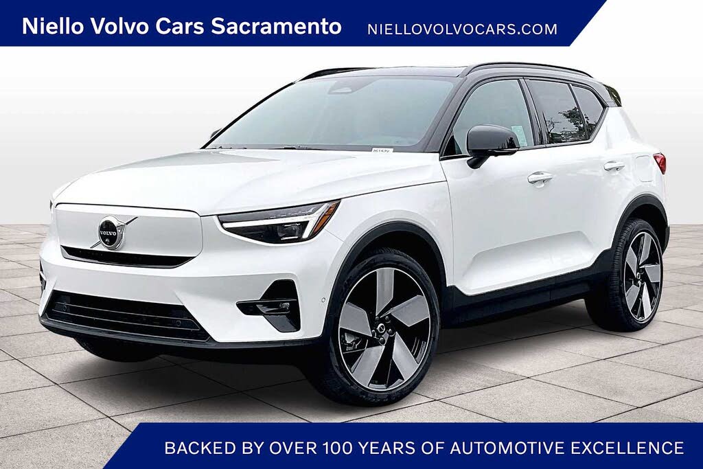 2026 Volvo EX40 Plus RWD