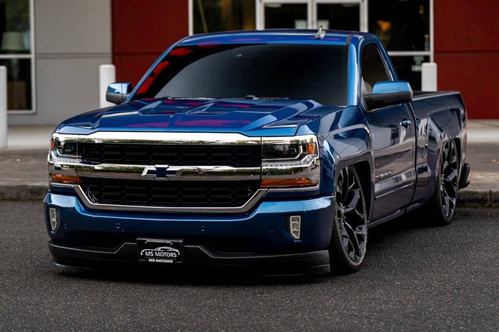 2017 Chevrolet Silverado 1500 LT RWD