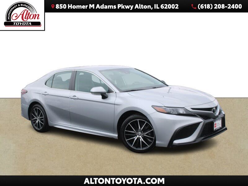 2022 Toyota Camry SE FWD