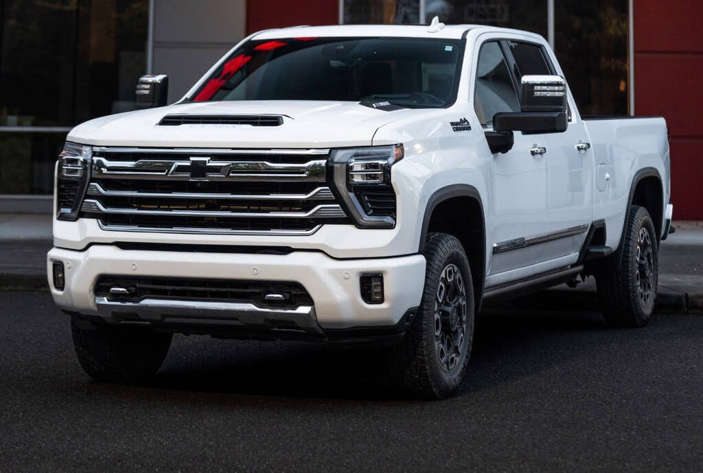 2024 Chevrolet Silverado 3500HD High Country Crew Cab LB DRW 4WD