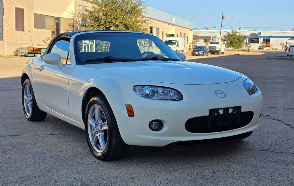 2006 Mazda MX-5 Miata Touring