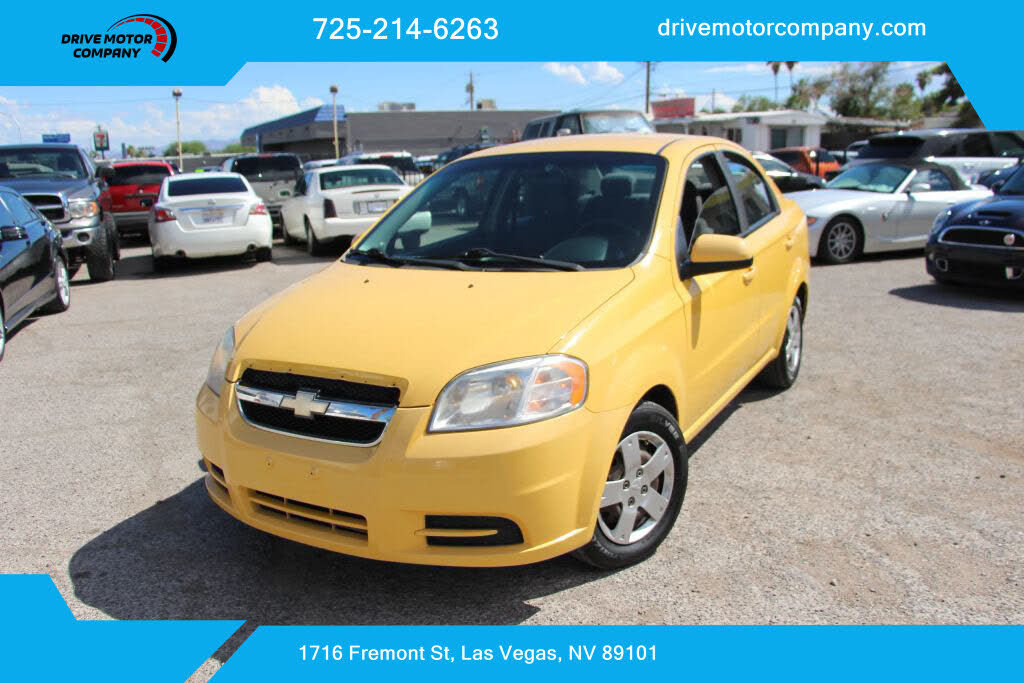 2011 Chevrolet Aveo 2LT Sedan FWD