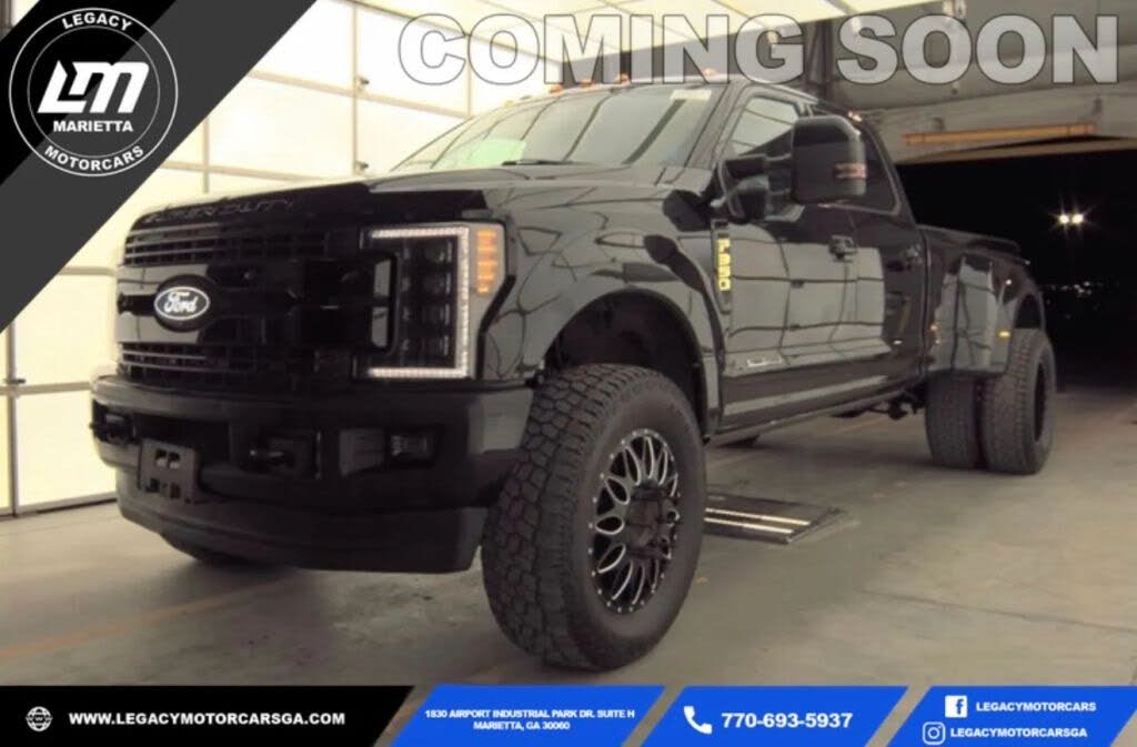 2017 Ford F-350 Super Duty Lariat Crew Cab LB DRW 4WD